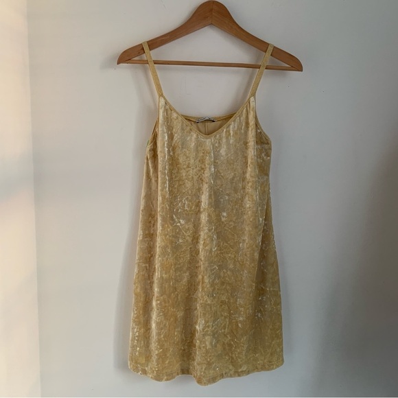 Zara Crushed Velvet Slip Dress - Picture 8 of 13